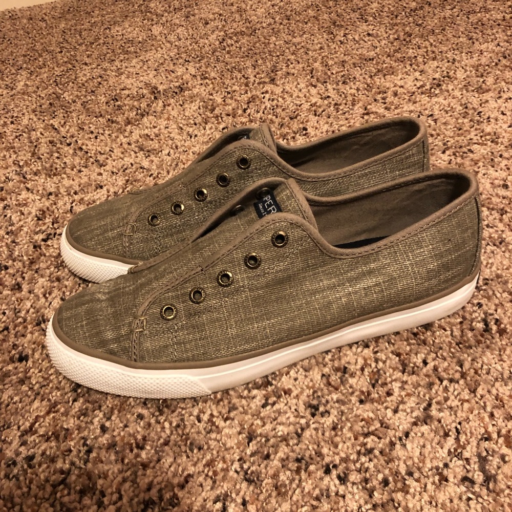 Sperry topsider slip on shoes